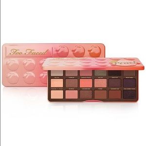 Too faced sweet peach eyeshadow palette